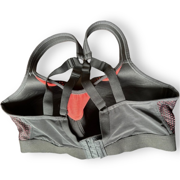 Essential Bodywear Chloe Sports Bra 38E - Picture 4 of 4